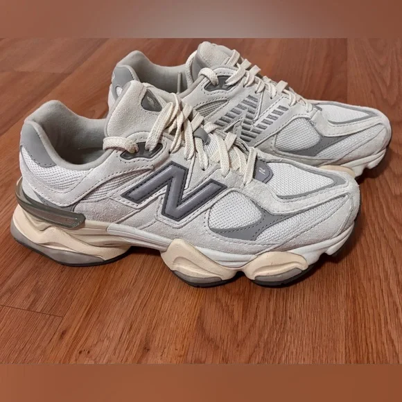 New Balance Cream and Gray Athletic Shoes - Picture 1 of 3